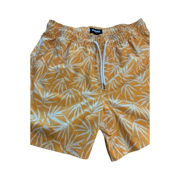 RSQ Flora Swim Shorts. Elastic waistband with interior drawstring. - Picture 4 of 7